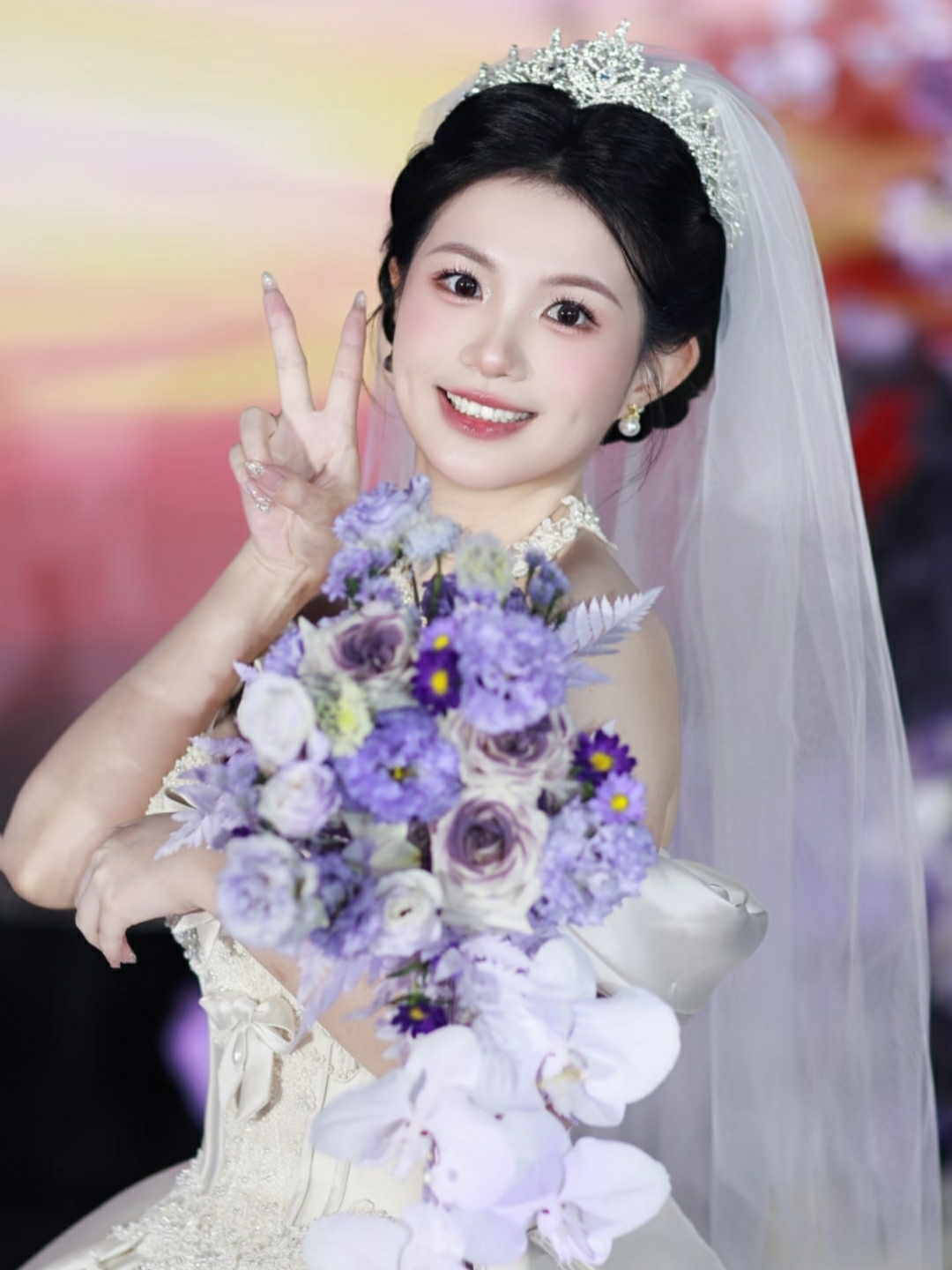 圆脸可爱的主纱造型