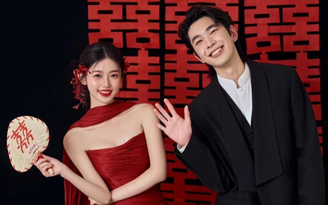 新中式浪漫刚好撞进镜头的甜