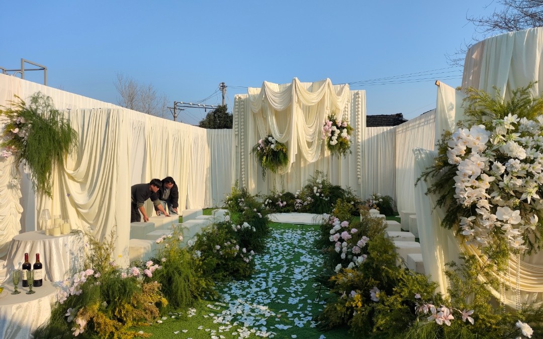 戶外韓式布幔風(fēng)婚禮