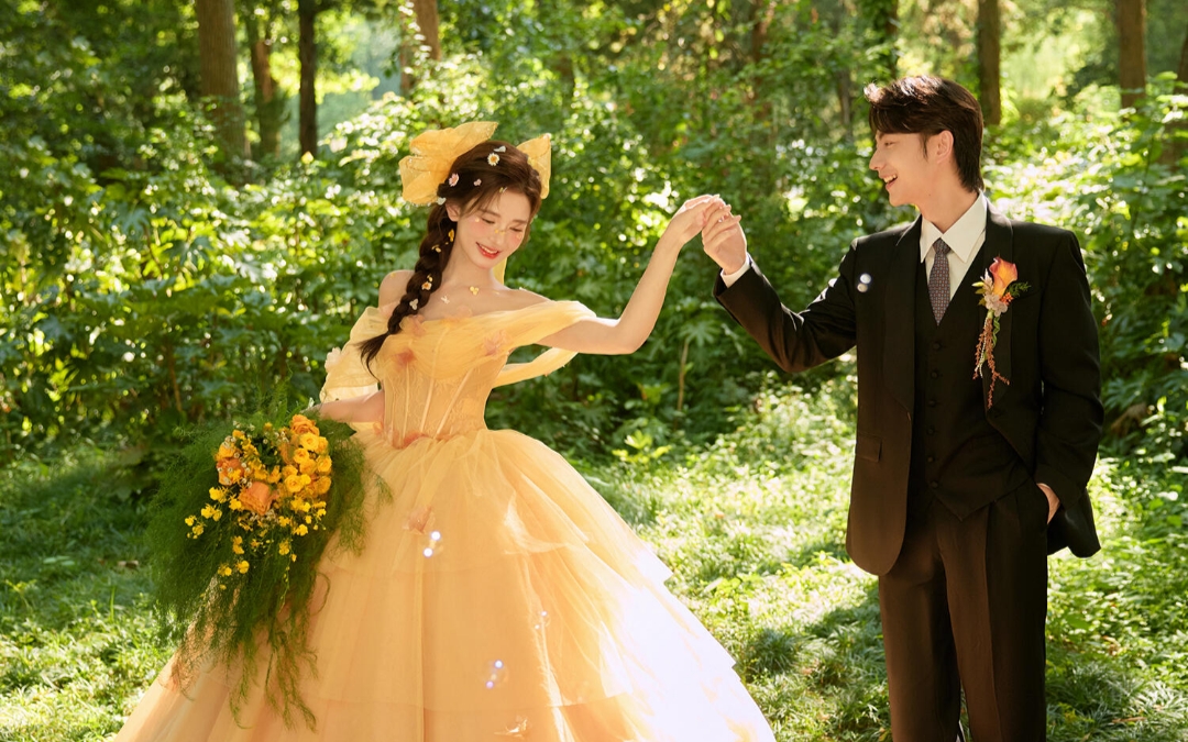 贝儿公主本主来啦💛把童话搬进森系婚纱照