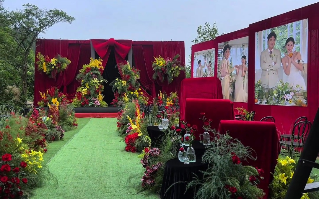 戶外紅色與草坪系列