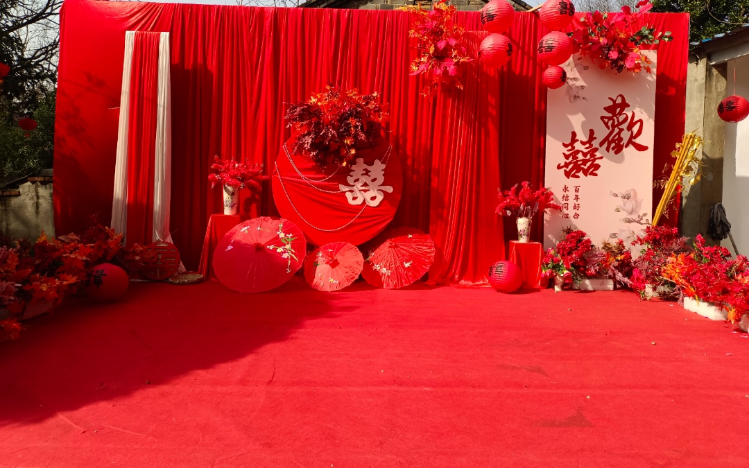 屬于農(nóng)村婚禮的浪漫