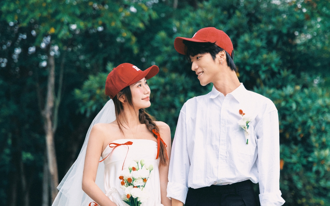 時(shí)尚/松弛感/自由風(fēng)格婚紗照