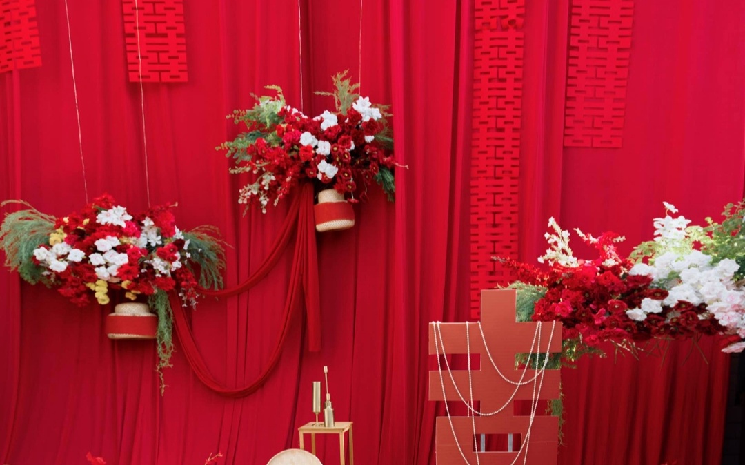 高背景视野开阔，景观震撼人心