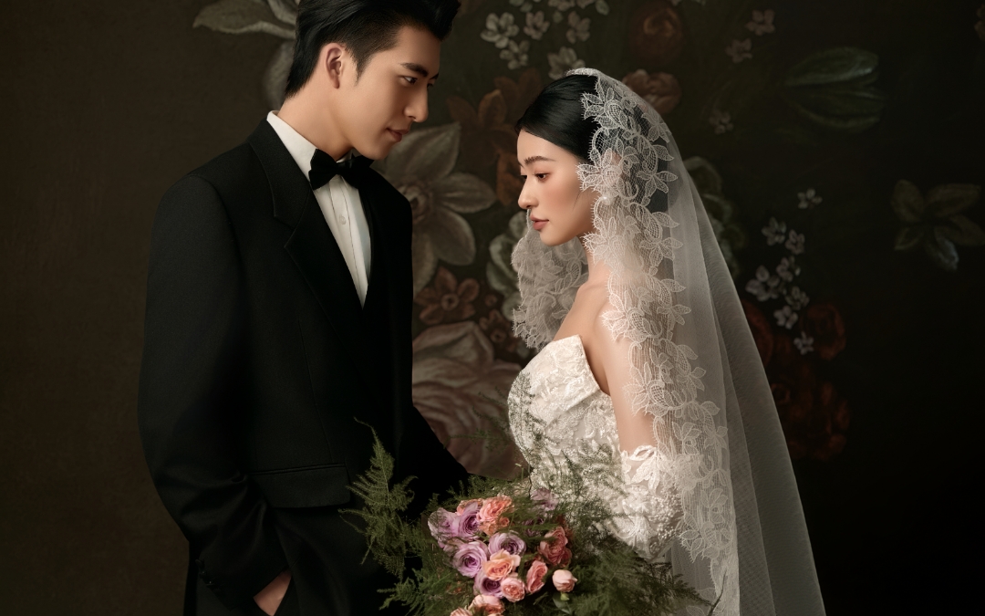 别卷了！复古风婚纱照才是永不过时的经典