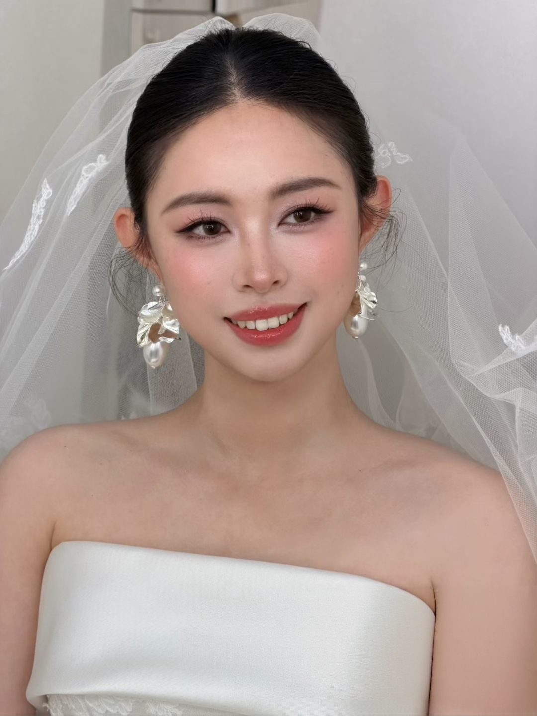 💒#公主记专业新娘跟妆‖白纱造型✨
清透底妆