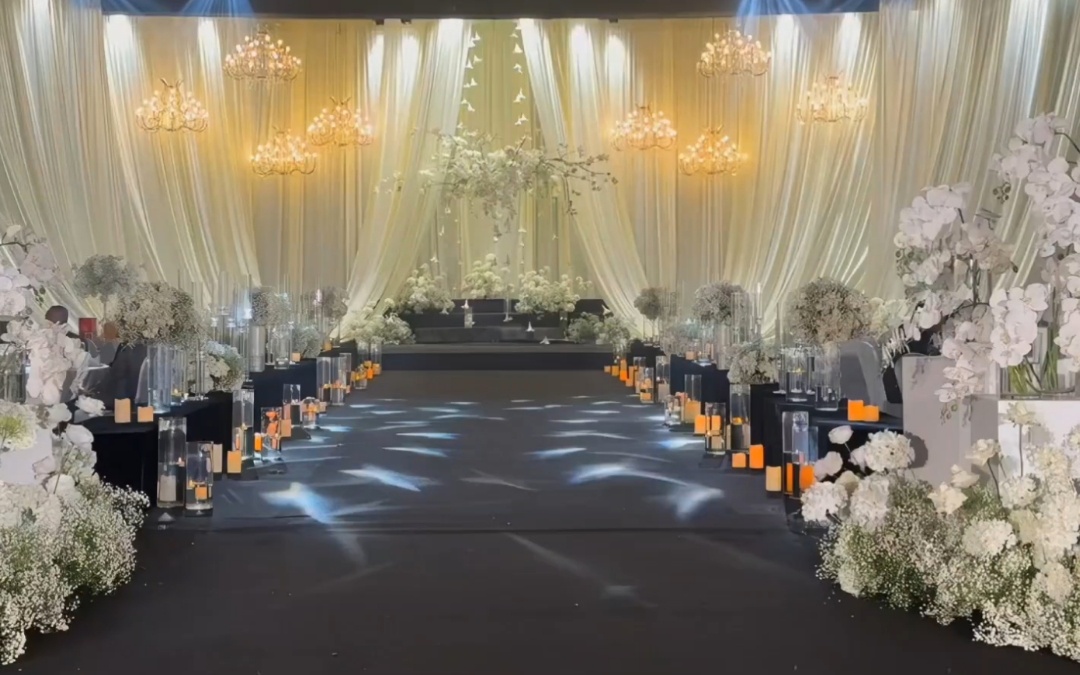 温柔奶白风韩式布幔婚宴