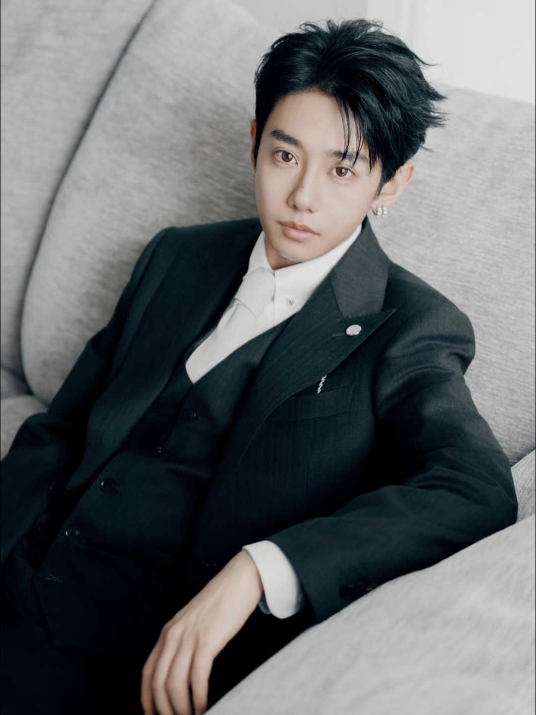 新郎全天跟妆1280元赠送妈妈妆