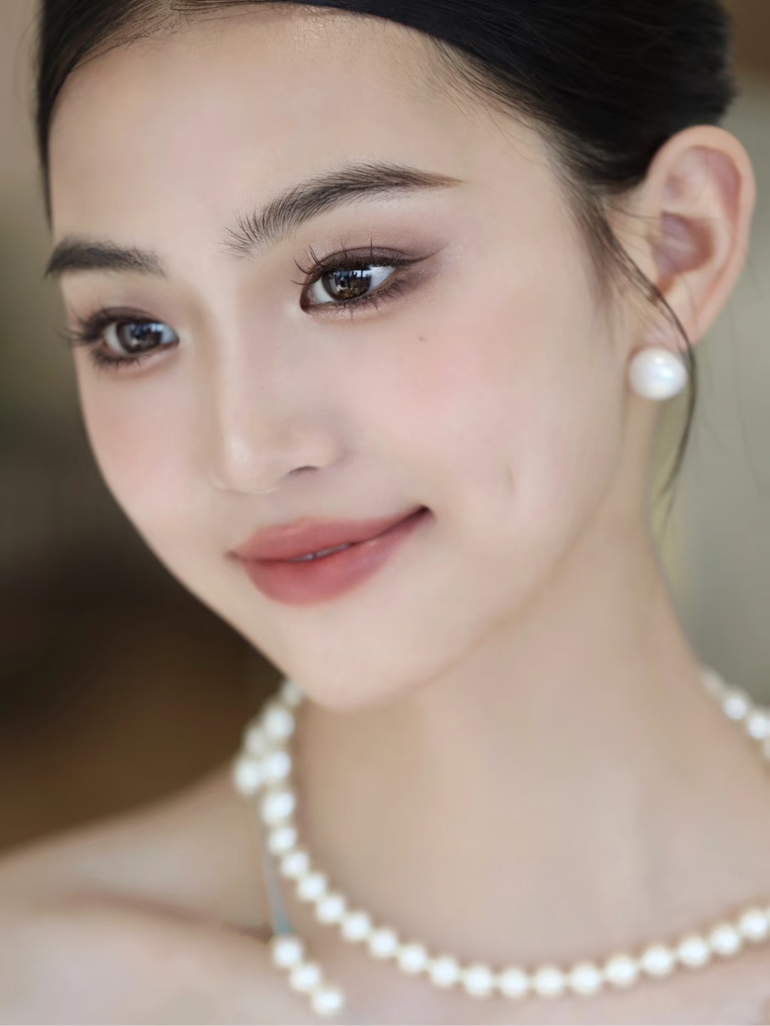 又甜又酷的小姐姐真的美爆了