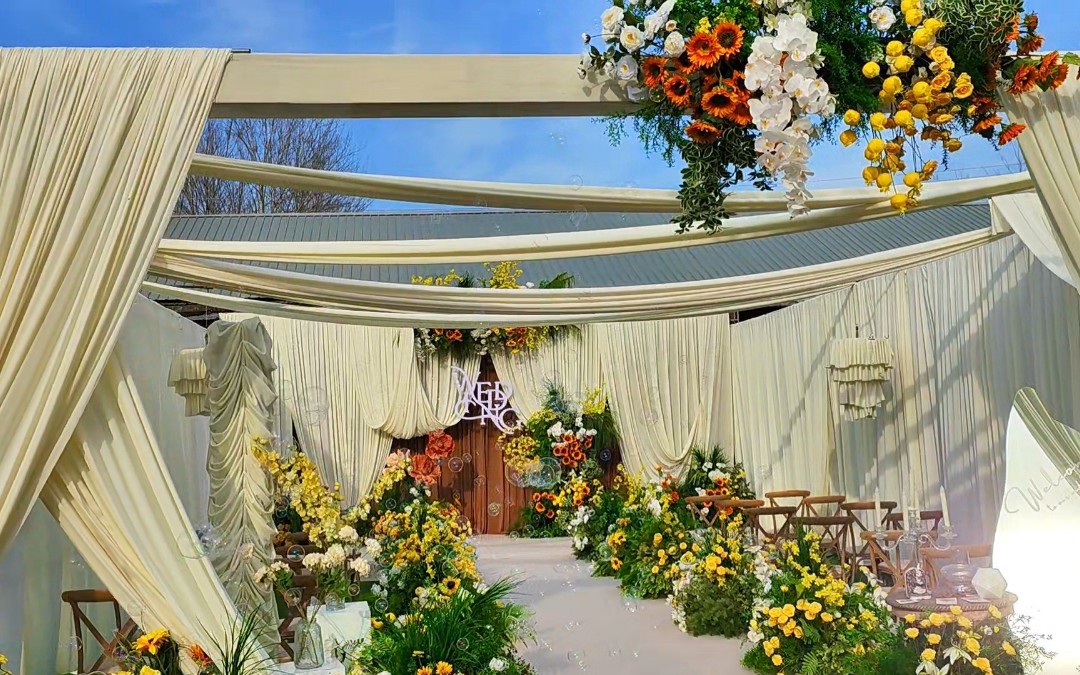 韩式布幔风向日葵婚礼