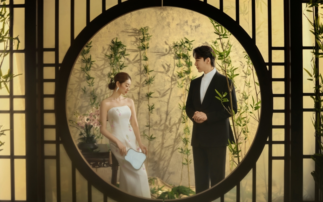 一眼萬(wàn)年的新中式婚紗照，美到骨子里