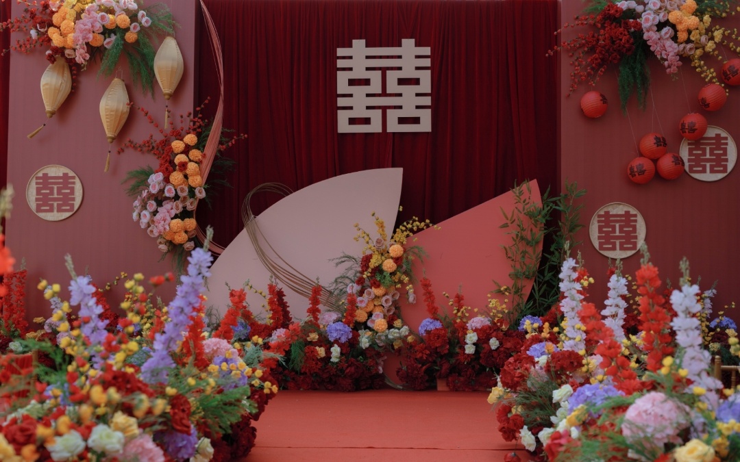 户外红色系南洋风婚礼