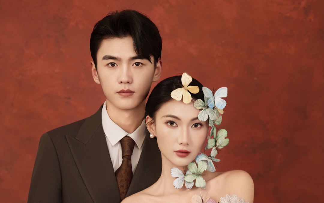 绝了我的老天奶‼️好爱我的红底复古婚纱照