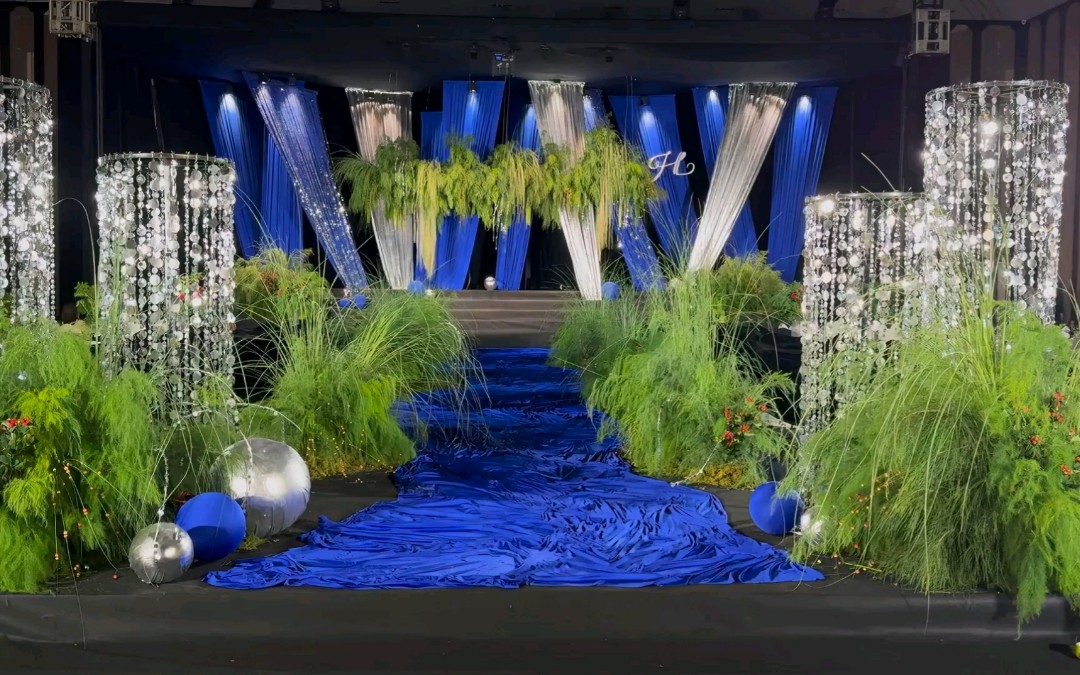 （缘梦阁）蓝银色布幔婚礼