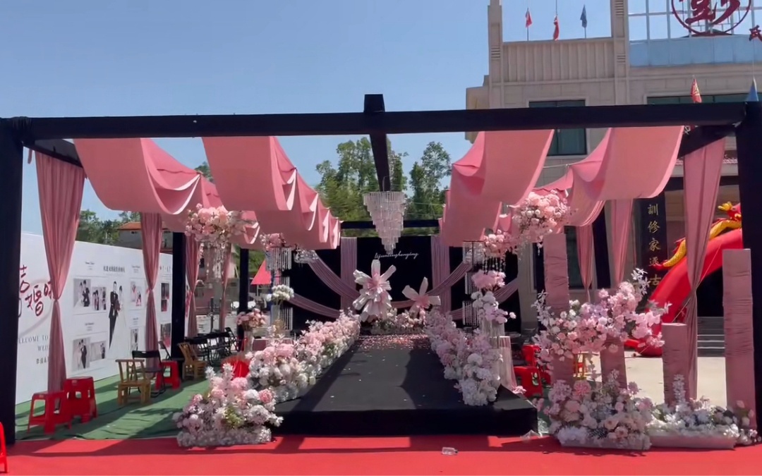 粉色的浪漫，温暖的心。为您精心策划的粉色系婚礼，