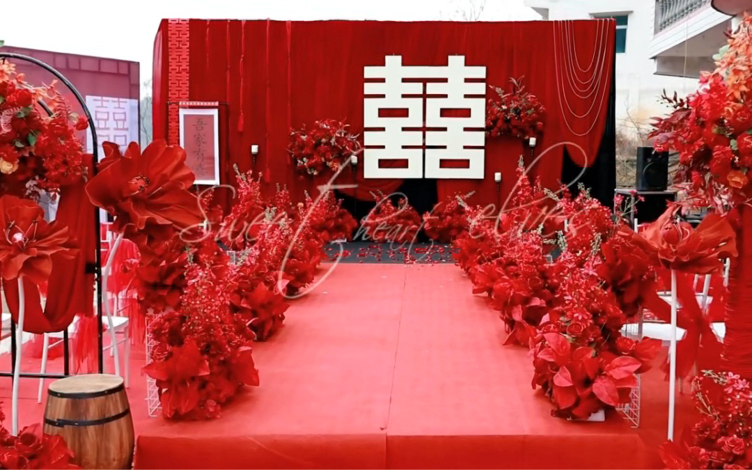 布曼婚礼造型多变，飘逸灵动