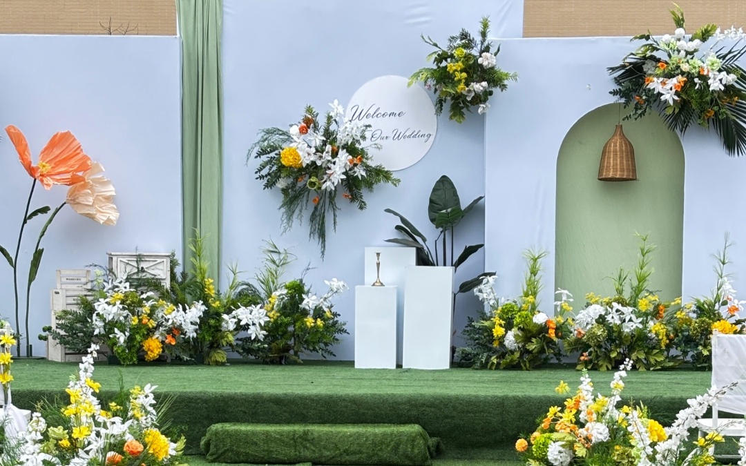 以天為幕，以地為席，一場清新別致的草坪盛典