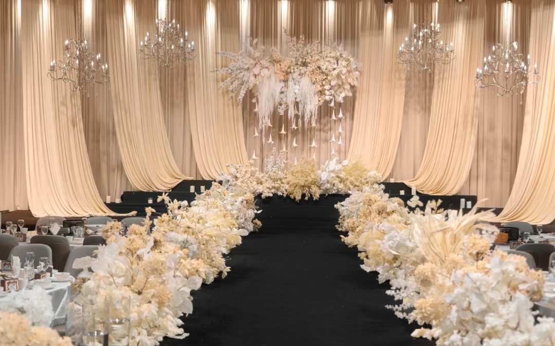 香檳色系，溫雅柔光