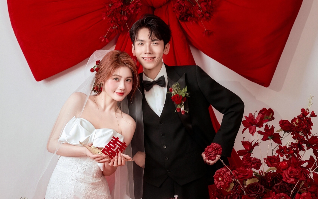 這樣的婚紗照也太可愛了吧