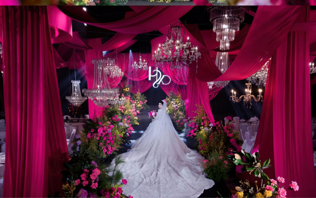 一场欧式宫廷级奢华婚礼的视觉盛宴