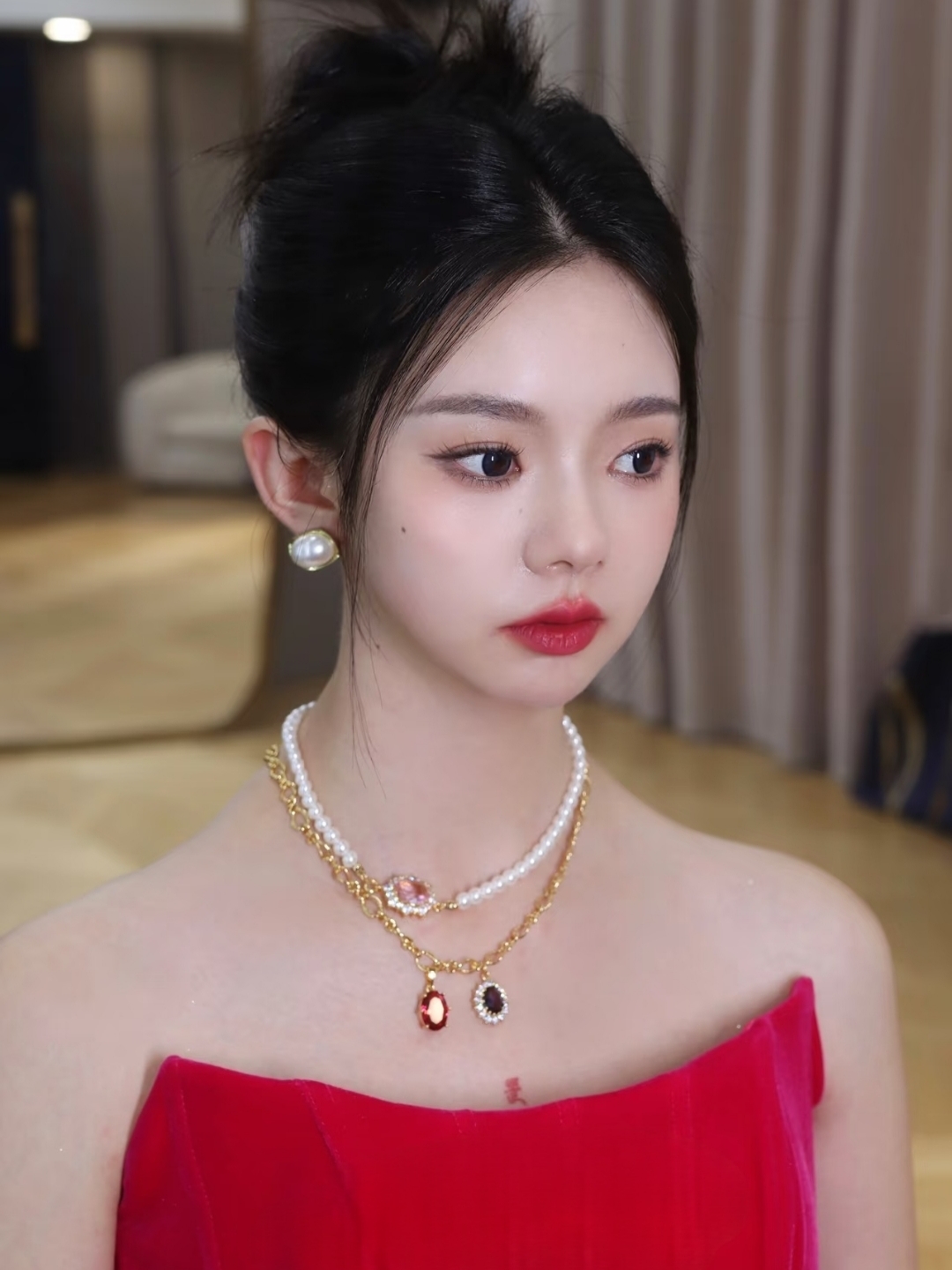 极简敬酒服造型