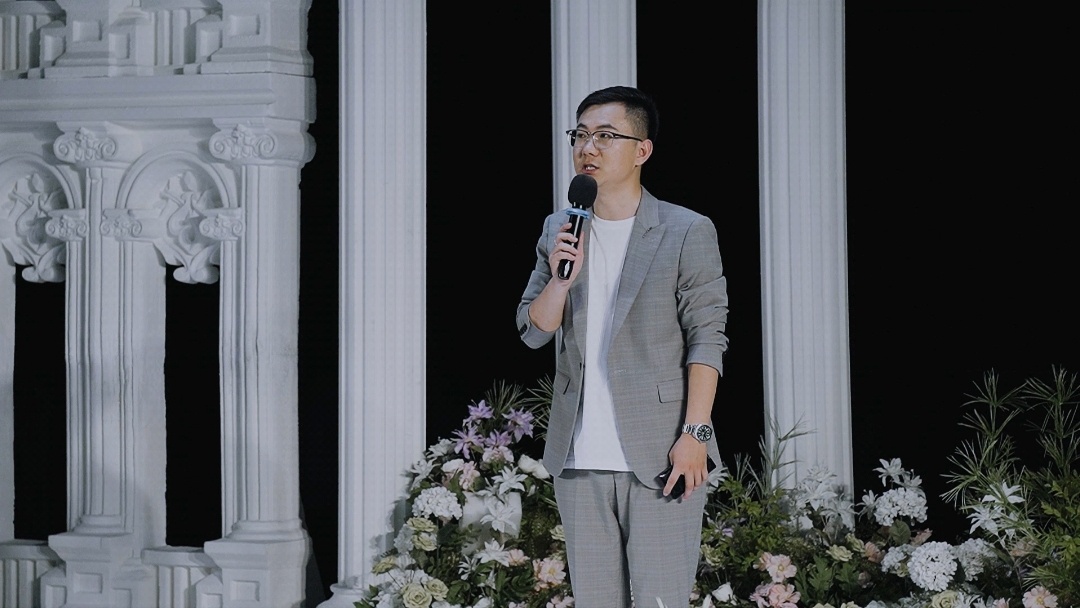 陪伴，才是最长久的情