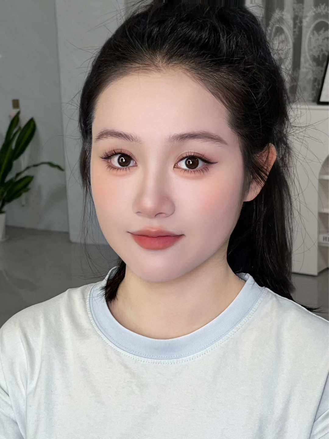 【依心】小姐姐说从来没有化过这么干净的底妆！