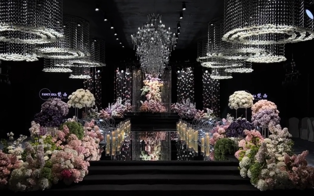 韩式水晶花柱烛光，点亮婚礼现场