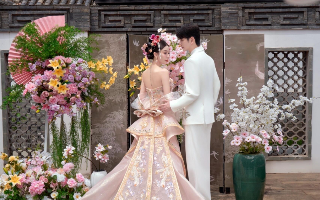 典雅+奢華??新中式婚紗照 美學(xué)新標(biāo)桿??！