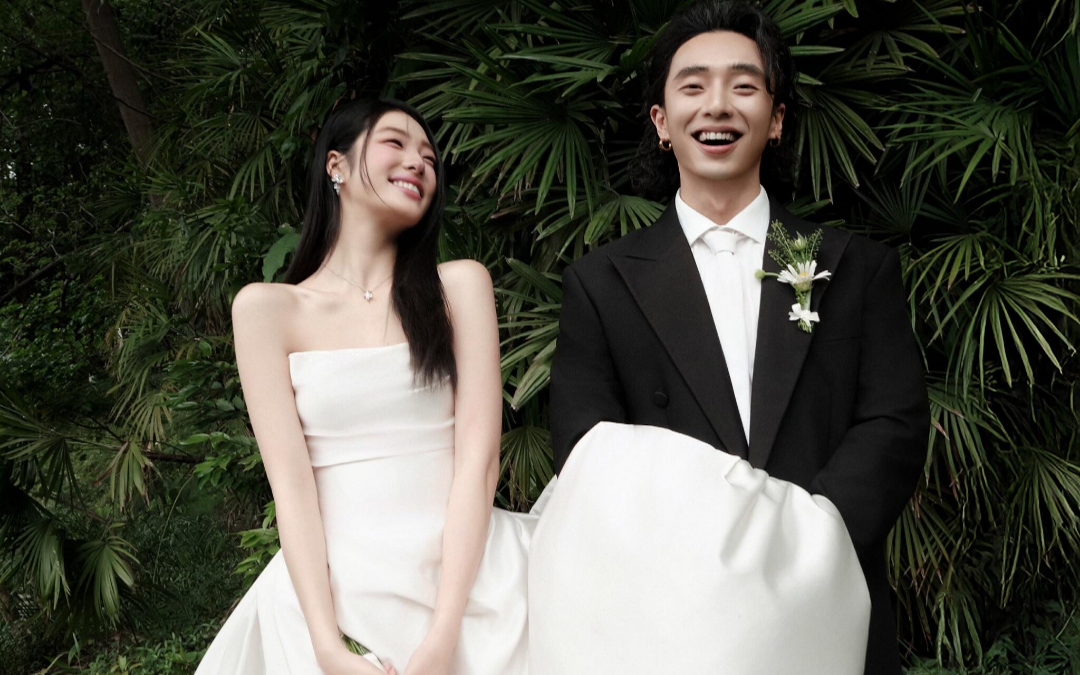 她像含苞绽放的花骨朵💐 跟妆实拍