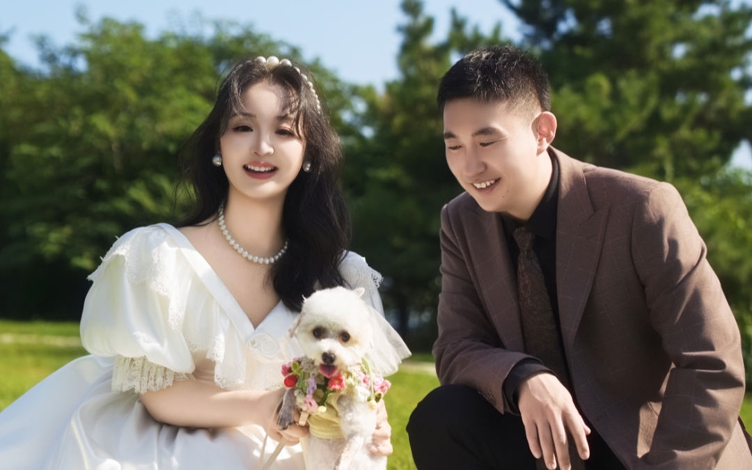 周先生&刘女士