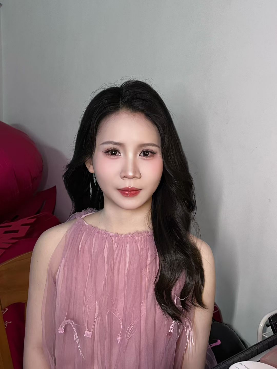 【依心】粉色晨袍搭配大卷，又甜又御姐