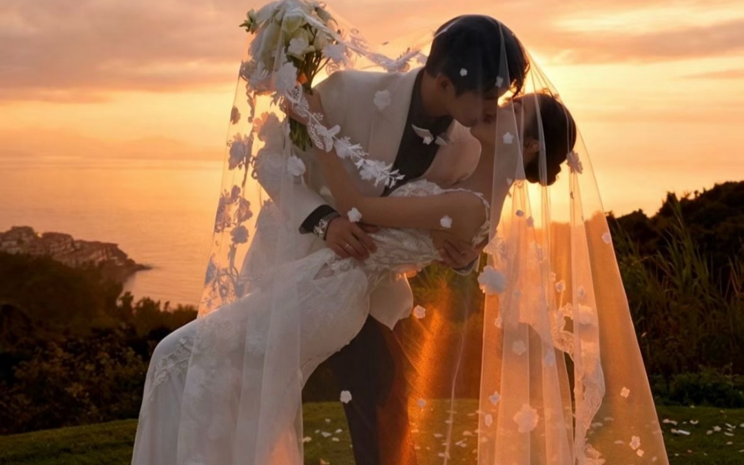 夕阳纪实外景婚纱照