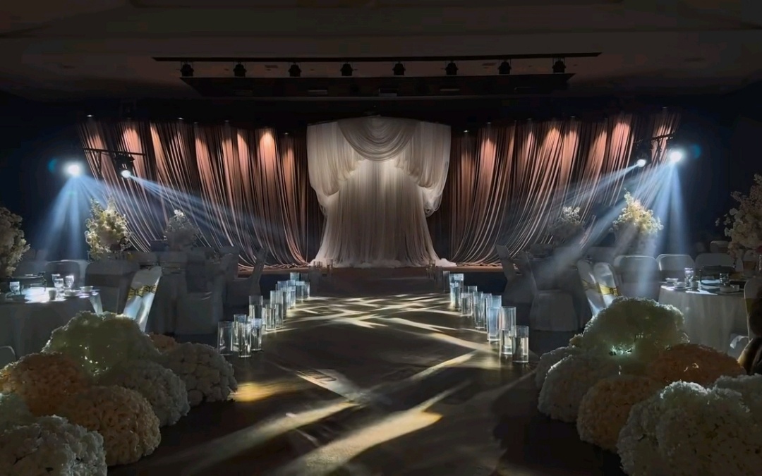 咖色系婚礼，典雅与时尚交融