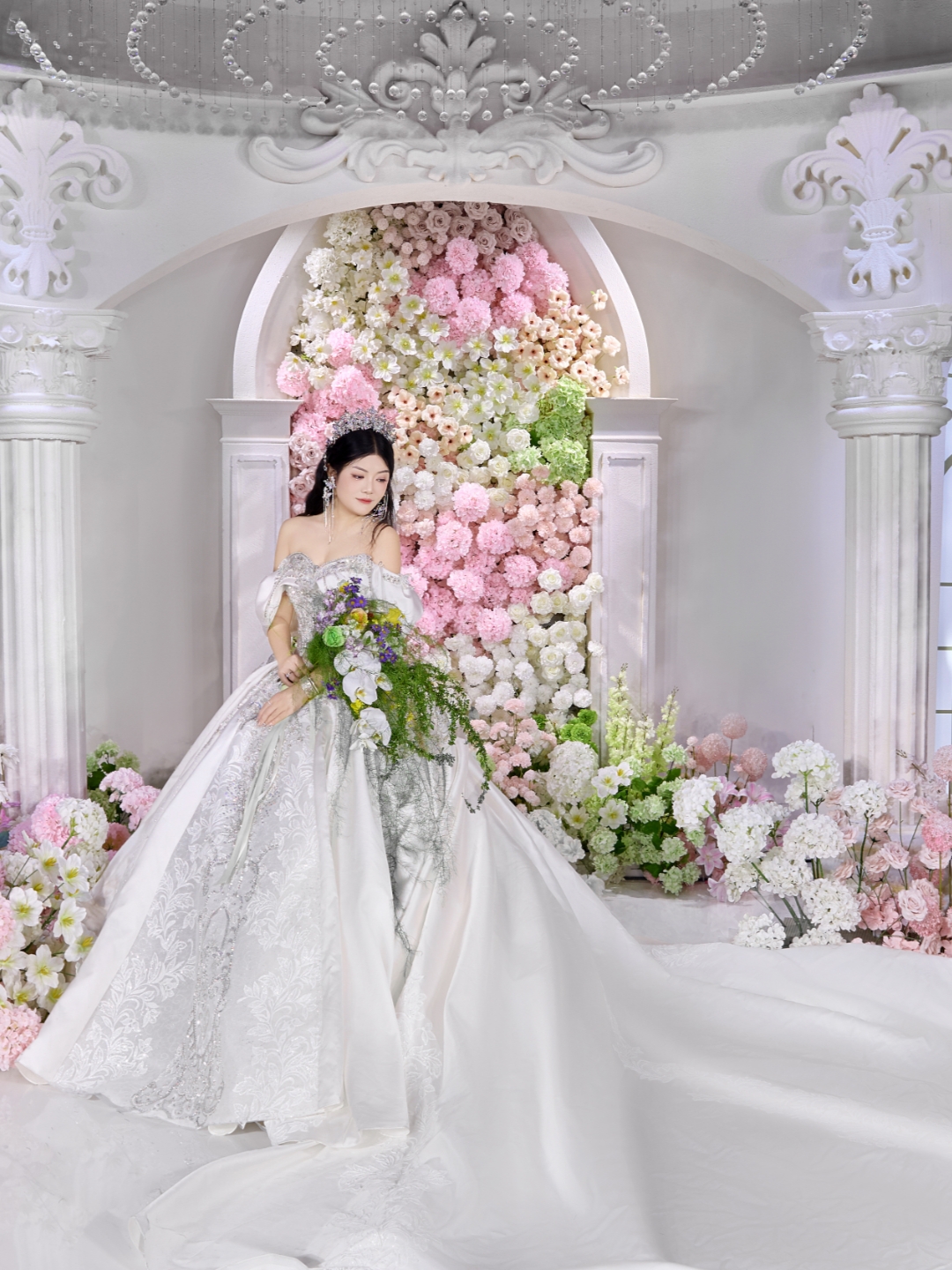 捕捉爱与自由的轮廓