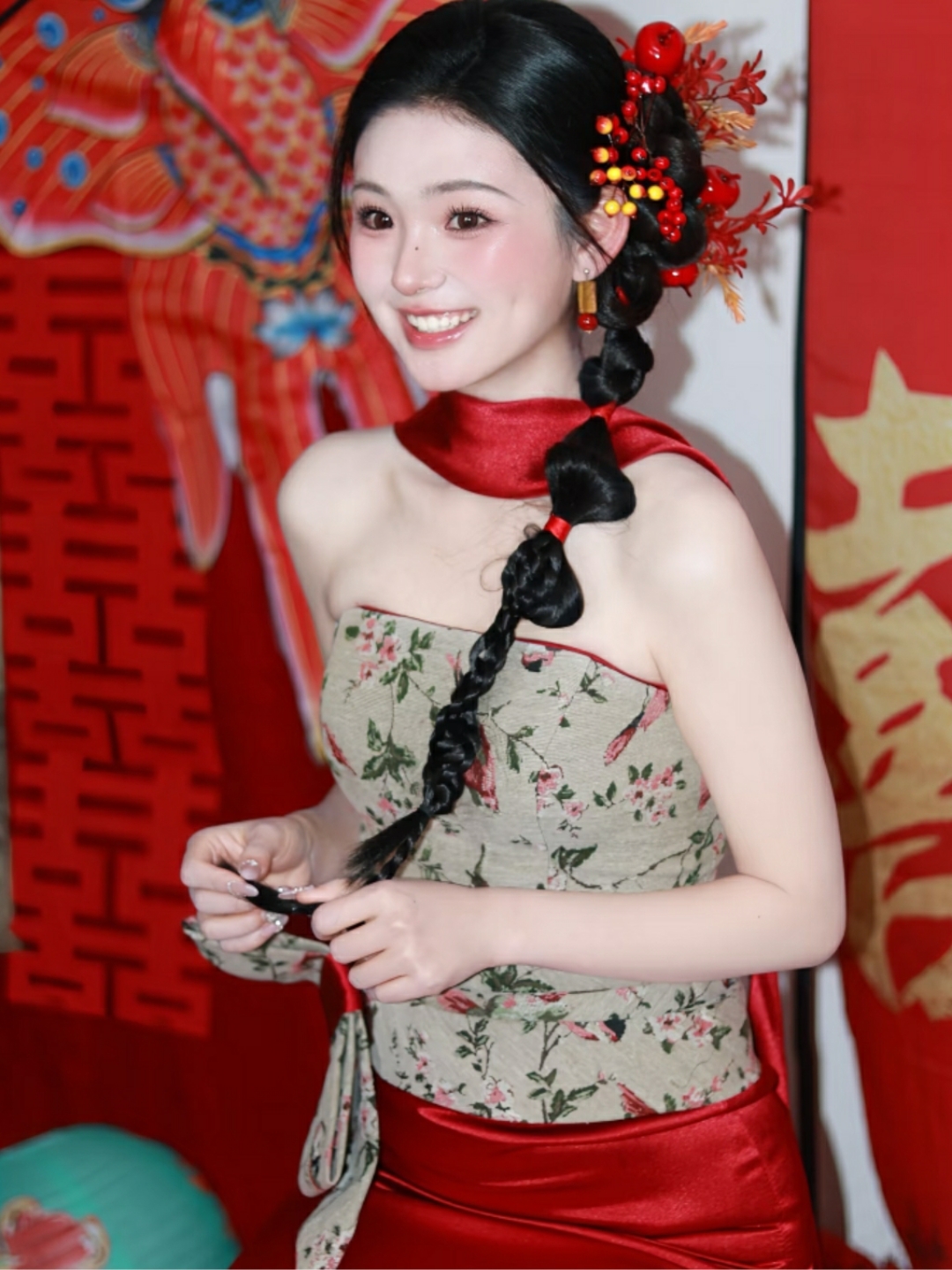 这样的新中式新娘造型也太出片了吧💞💞