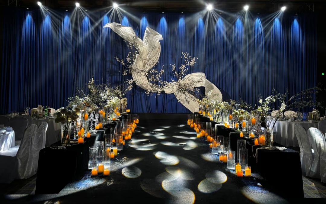 鳳求凰婚禮/誰懂??！藍(lán)色布?；槎Y也太出片了