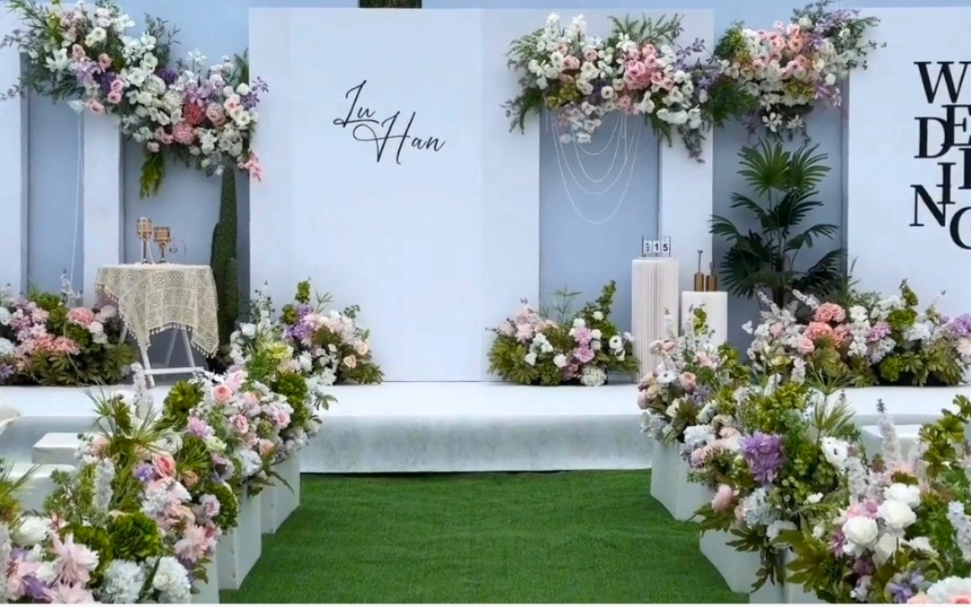 柔雅白粉配色簡單大氣