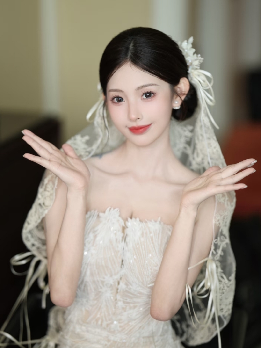 迎宾:蕾丝蝴蝶结头纱造型🧚