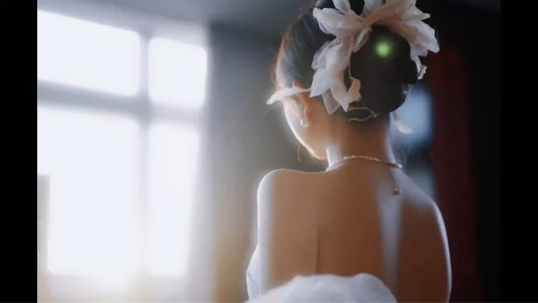 当光洒下来的那一刻，我就在你眼里