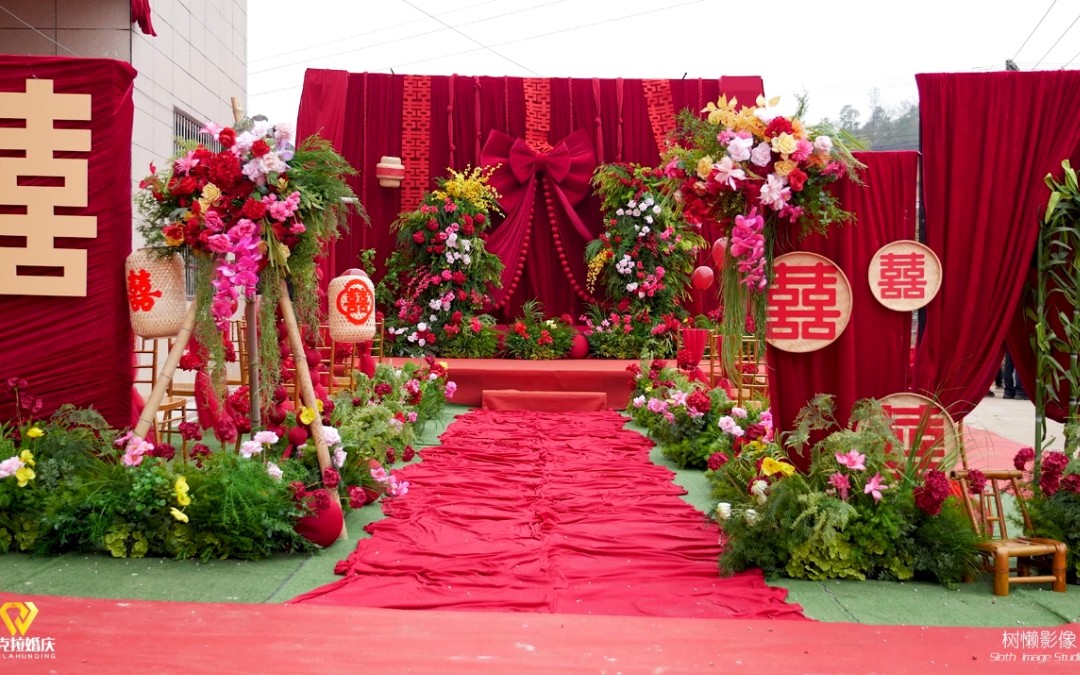 高级感红蝴蝶结布幔点缀