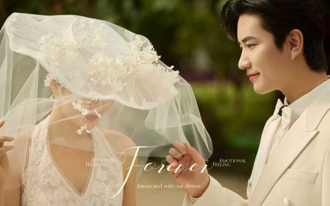 法式轻复古户外婚照｜帽纱侧影里的浪漫氛围感