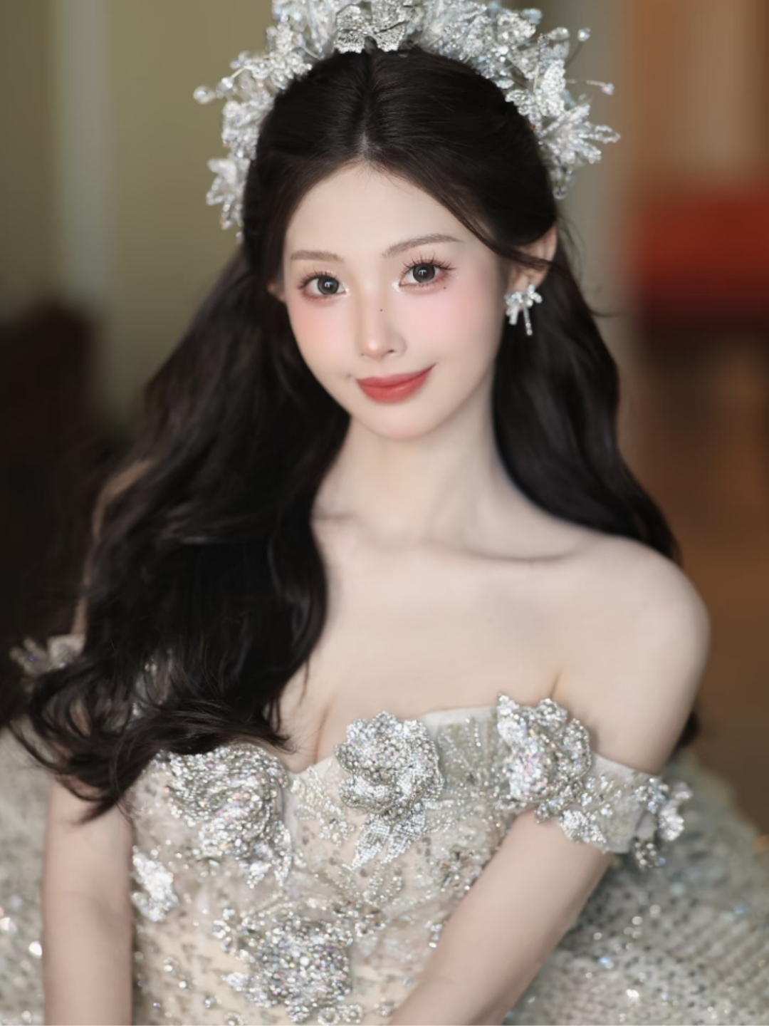 主纱:半披公主头爆闪皇冠造型👑