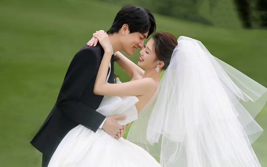 草草坪婚纱照