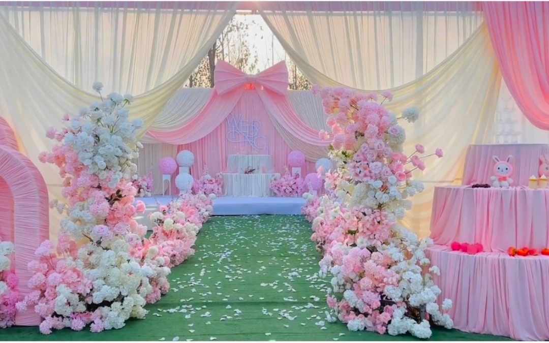 浅粉映心，恬静宜人