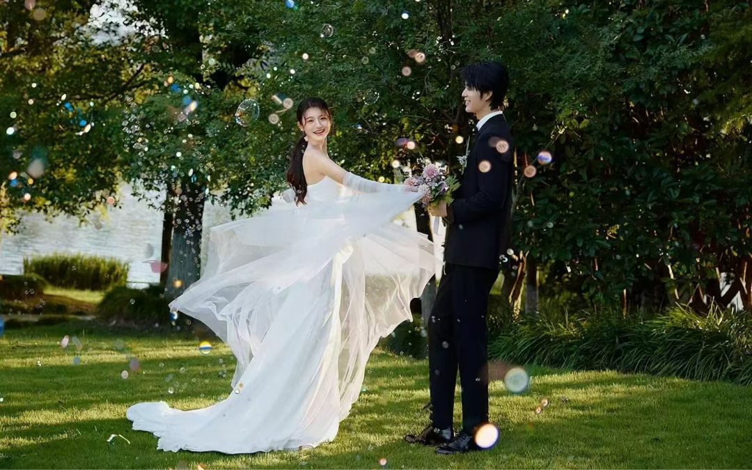 森系唯美浪漫婚纱照