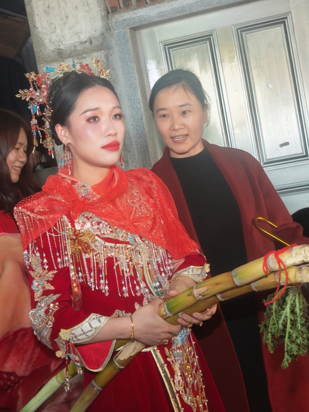 泪眼婆娑的新娘，太感人了