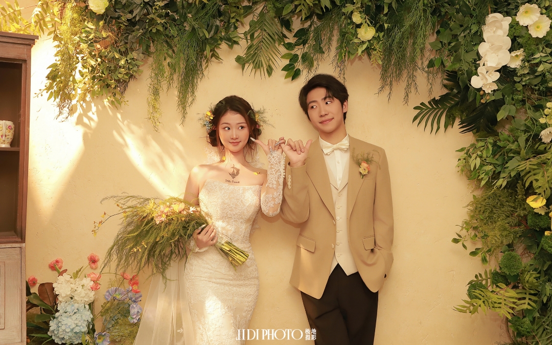 新法式复古婚纱照内景光影