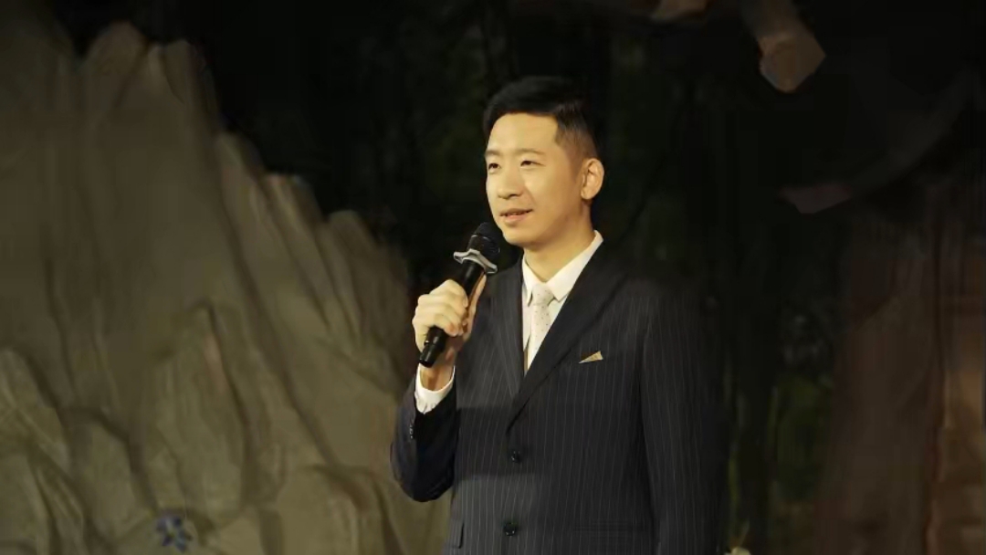 爱情就像圆舞曲