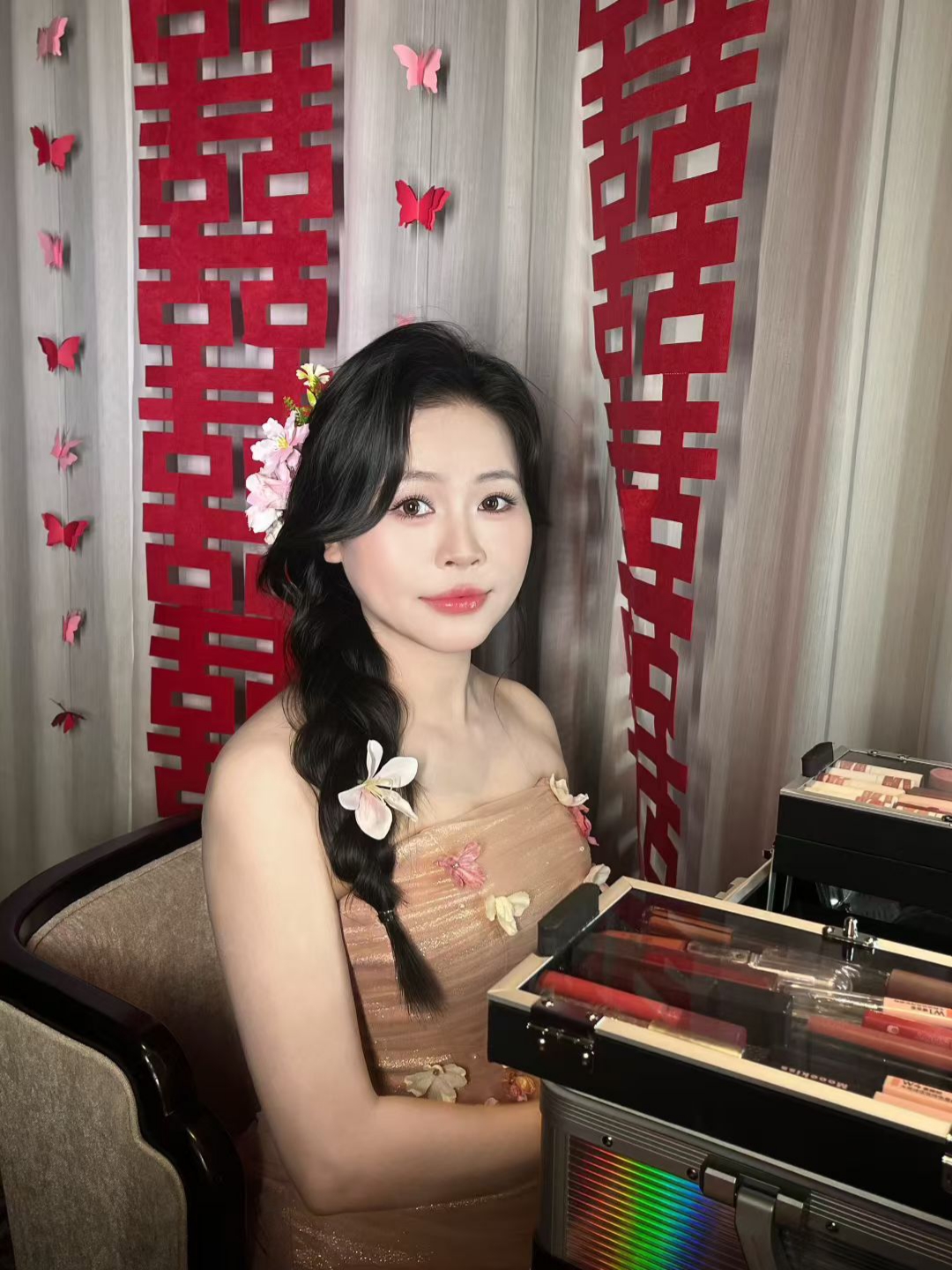 【依心】每个女孩都心动的晨袍，配上粉嫩妆容！美！